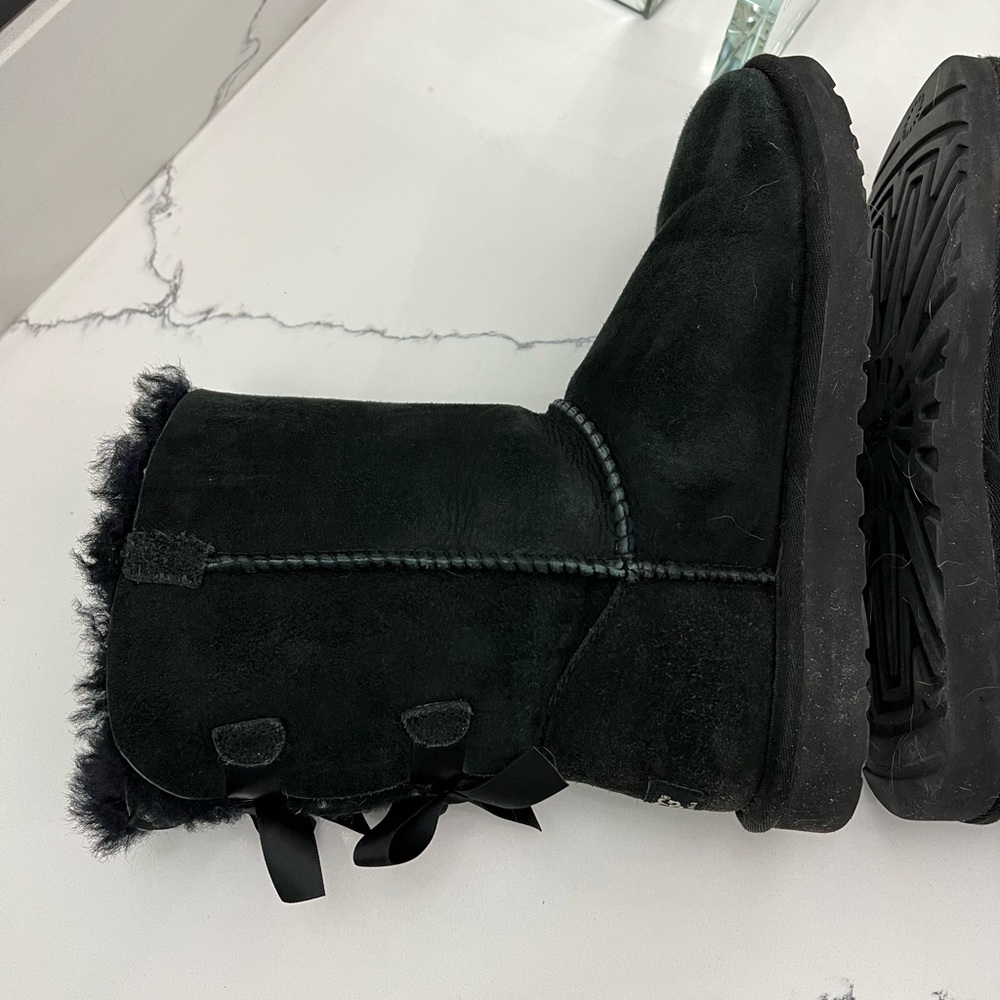 Ugg Bailey Bow - image 6